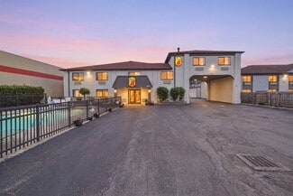 Plus de détails pour 7680 Niagara Falls Blvd, Niagara Falls, NY - Hôtellerie à vendre