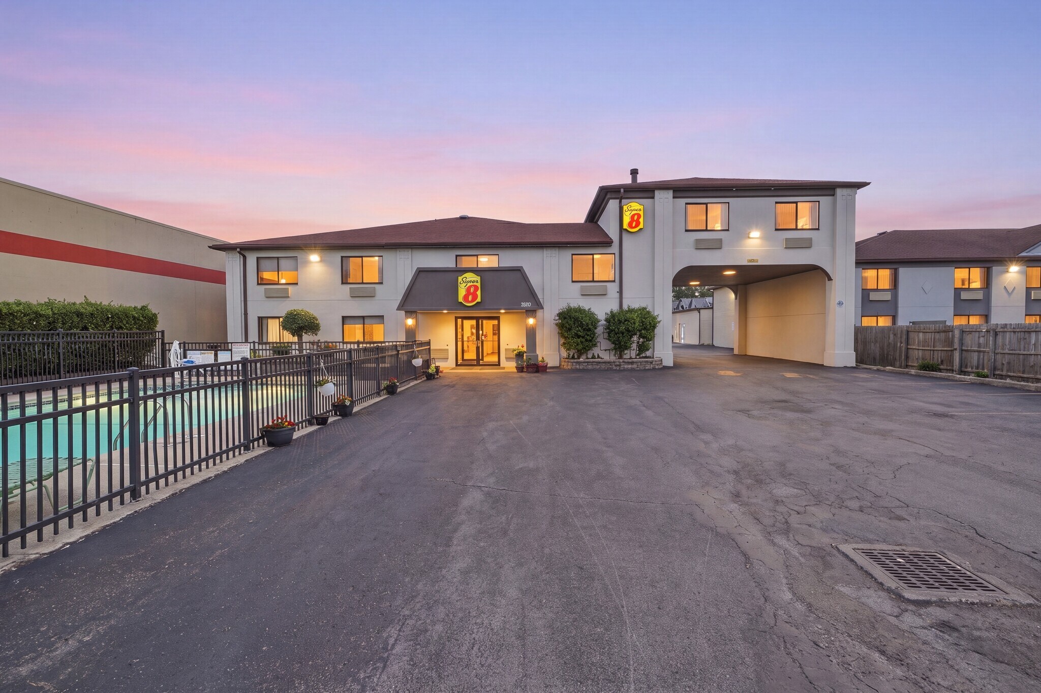 7680 Niagara Falls Blvd, Niagara Falls, NY à vendre Photo de l’immeuble– Image 1 sur 31