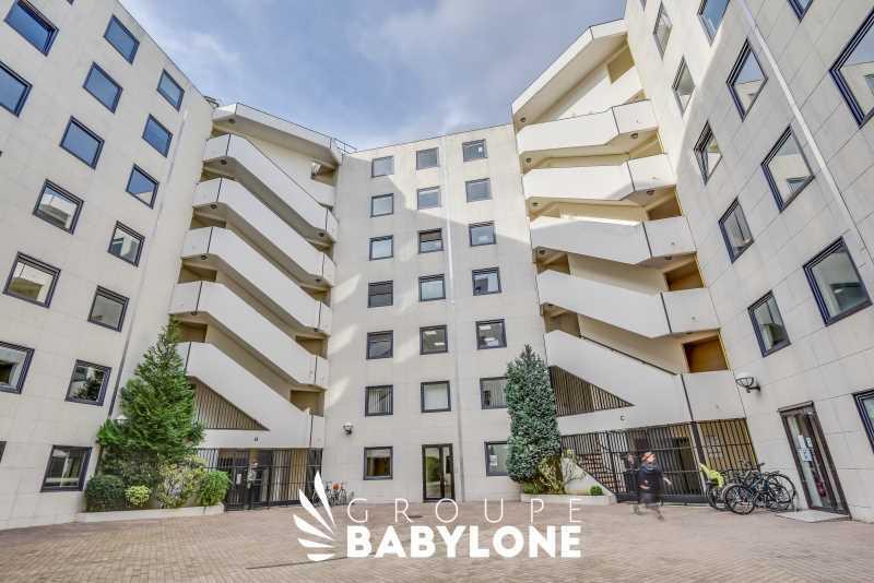 Bureau dans Montreuil à louer - Photo de l’immeuble – Image 3 sur 7