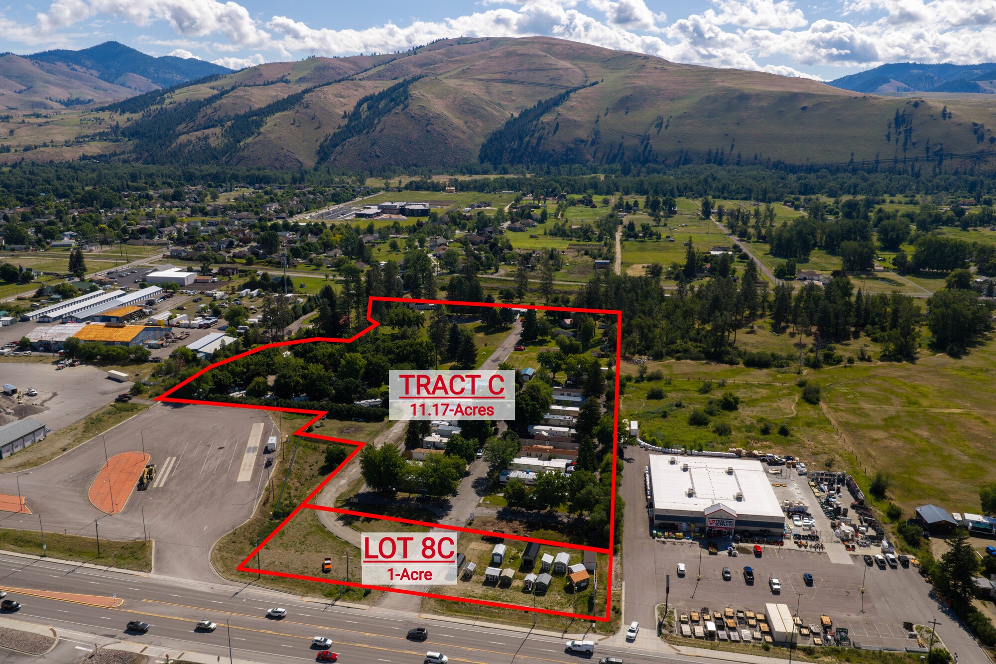 Lolo Mobile Home & RV Park + Lot portefeuille de 2 biens à vendre sur LoopNet.fr Photo principale– Image 1 sur 49