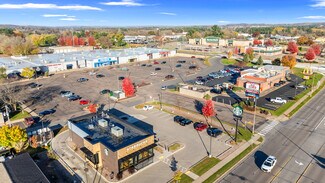 Plus de détails pour 1501-1567 Broadway St N, Menomonie, WI - Local commercial à vendre