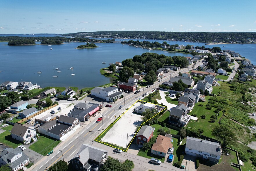 501 Park Ave, Portsmouth, RI à vendre - Photo de l’immeuble – Image 2 sur 28