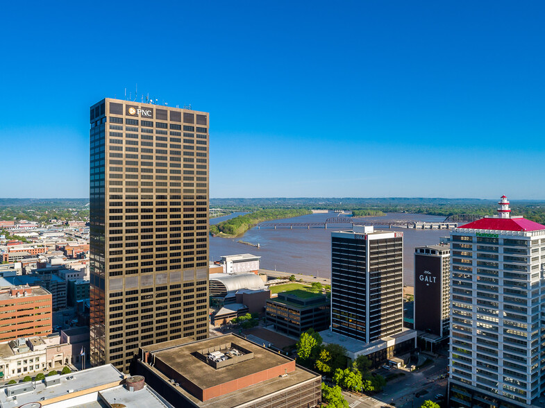 101 S 5th St, Louisville, KY à louer - Photo de l’immeuble – Image 1 sur 23