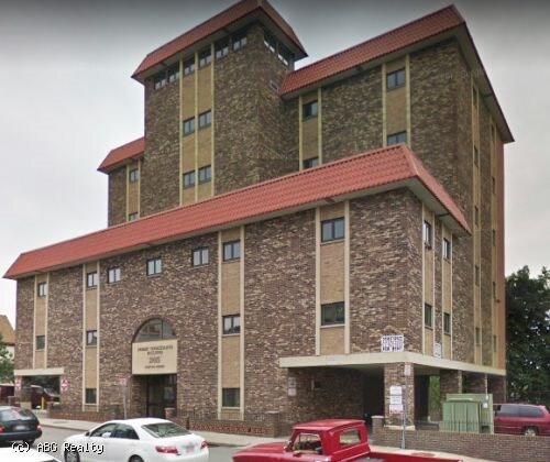 261-265 Medford St, Somerville, MA à louer Photo de l’immeuble– Image 1 sur 2