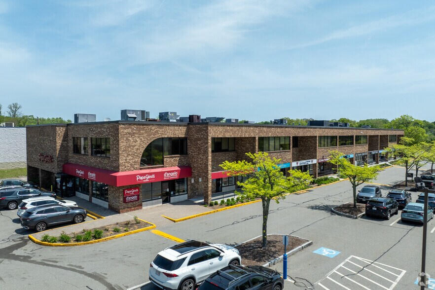 600 Providence Hwy, Dedham, MA à louer - Photo principale – Image 2 sur 21