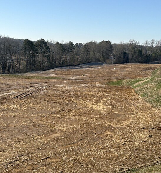 5861 Ball Ground Hwy, Ball Ground, GA à louer - Photo de la construction – Image 1 sur 2