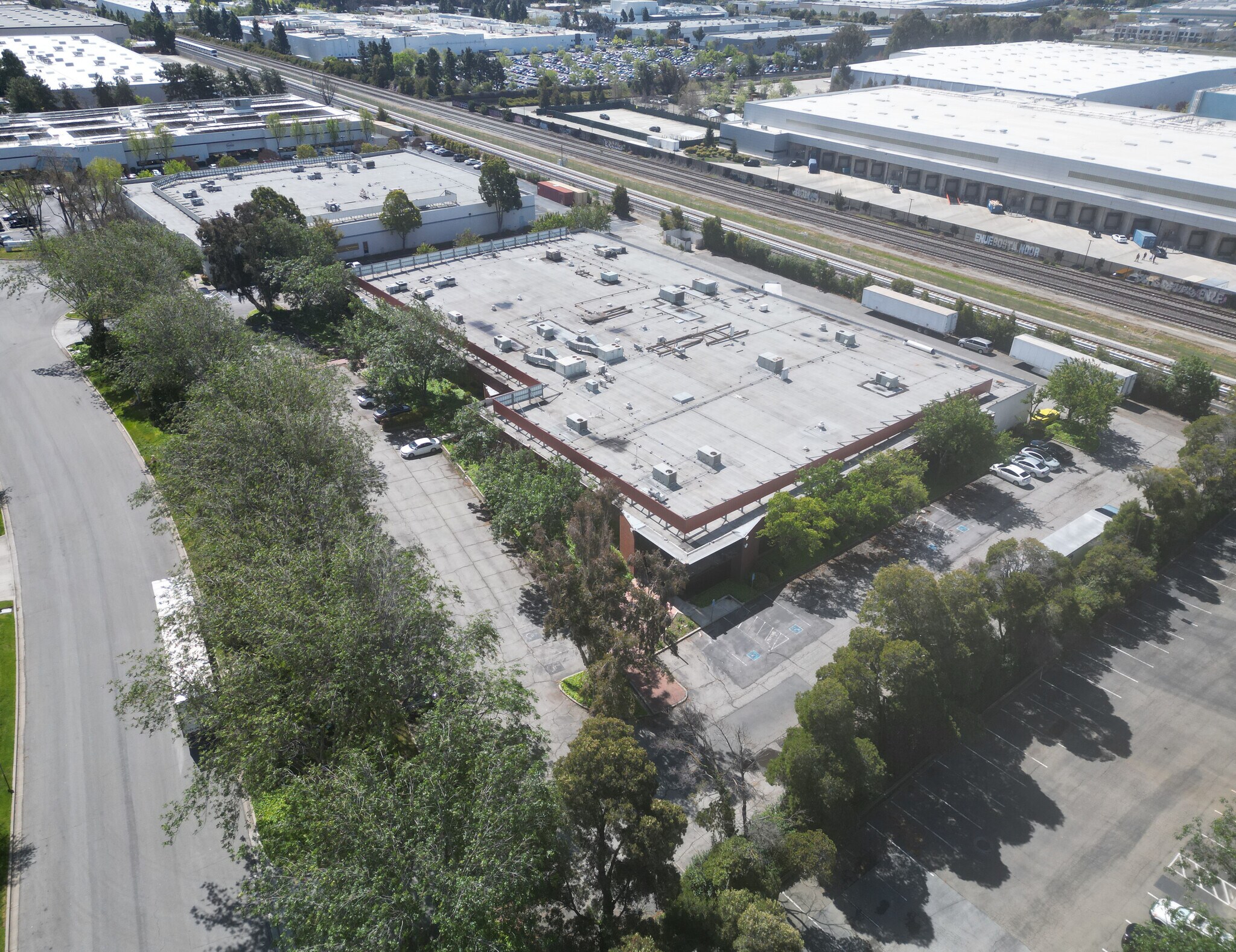 47817-47823 Westinghouse Dr, Fremont, CA à vendre Photo de l’immeuble– Image 1 sur 7