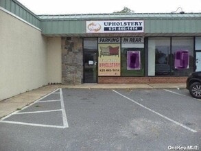 179-185 Great East Neck Rd, West Babylon, NY à louer Photo intérieure– Image 1 sur 4