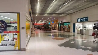 Plus de détails pour Local commercial à louer