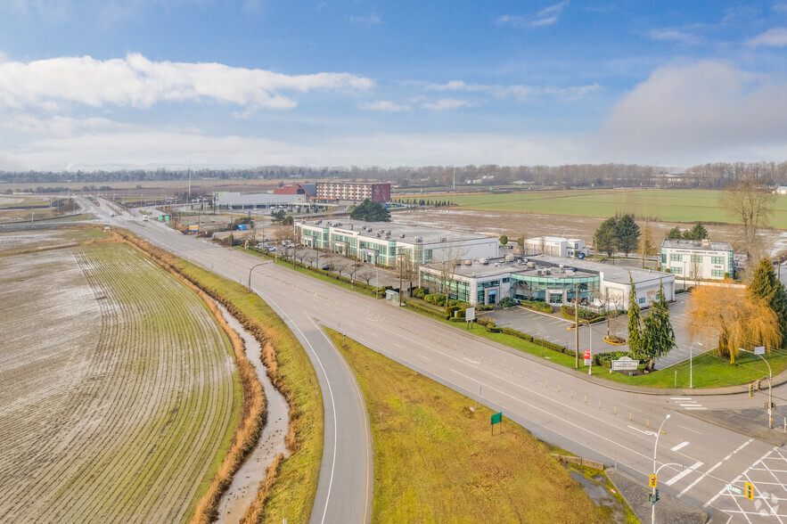 6165 Highway 17A, Delta, BC à louer - Aérien – Image 2 sur 3