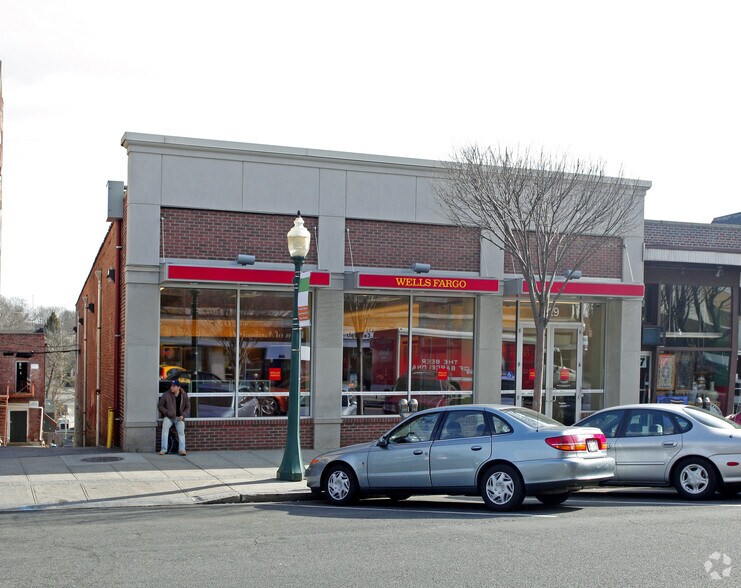 219 Mamaroneck Ave, Mamaroneck, NY à louer - Photo de l’immeuble – Image 3 sur 4