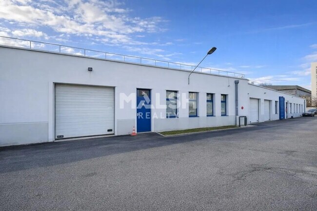 Plus de détails pour Bureau, Local d'activités à louer