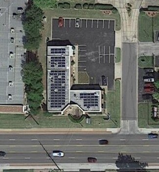 Plus de détails pour 2431 E 32nd St, Joplin, MO - Bureau à vendre