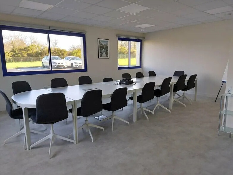 Industriel/Logistique dans Treillières à louer - Photo de l’immeuble – Image 2 sur 6