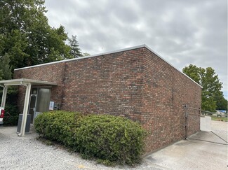 Plus de détails pour 502 Mickey Gilley Ave, Ferriday, LA - Bureau à vendre