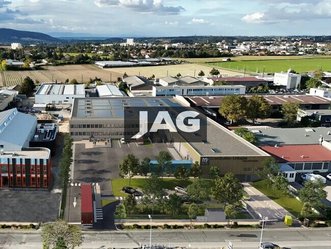 Plus de détails pour Bureau, Local d'activités à louer