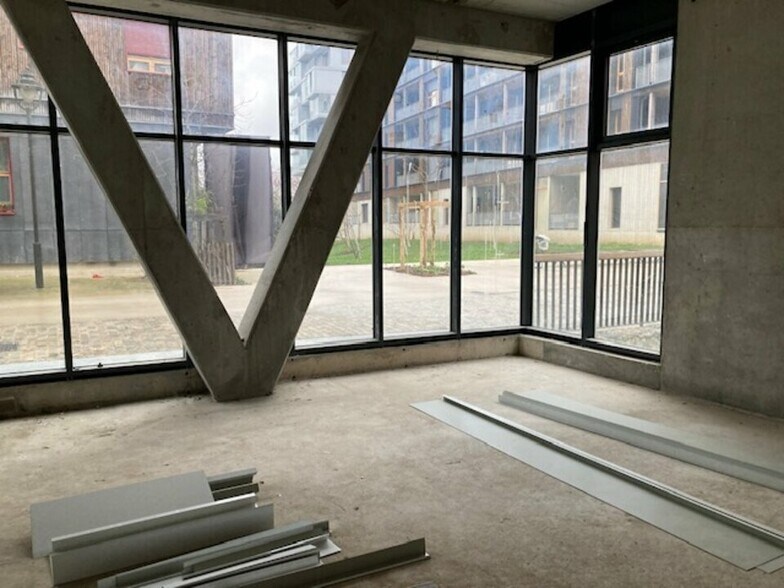 Local commercial dans L'ILE-SAINT-DENIS à vendre - Photo de l’immeuble – Image 1 sur 9