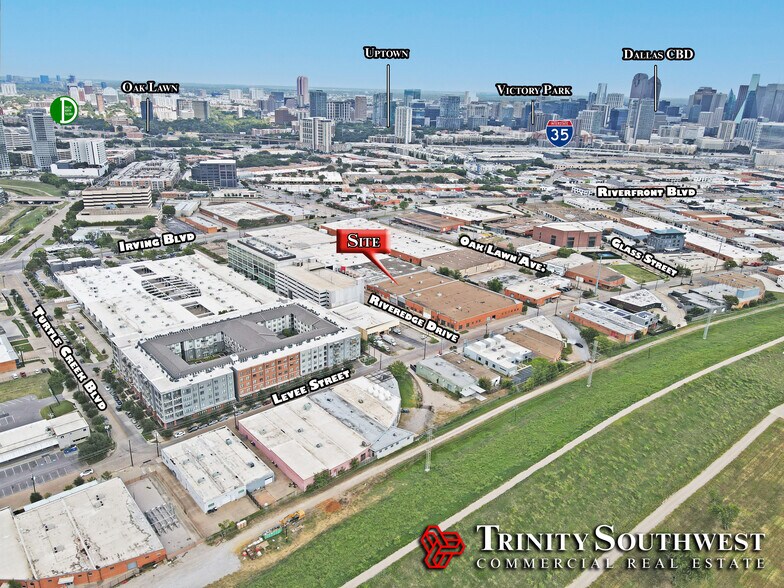 122 Riveredge Dr, Dallas, TX à louer - Photo de l’immeuble – Image 2 sur 7