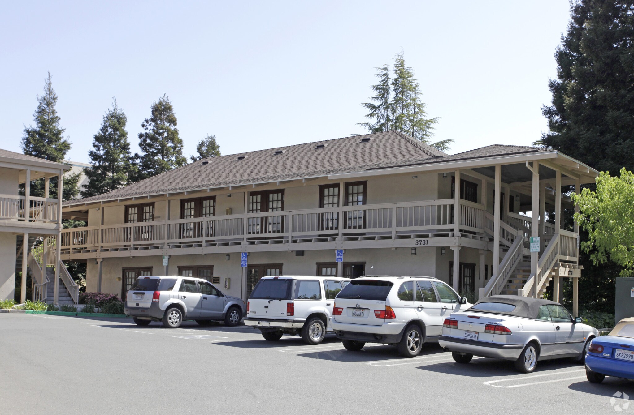 3731 Sunset Ln, Antioch, CA à louer Photo de l’immeuble– Image 1 sur 15