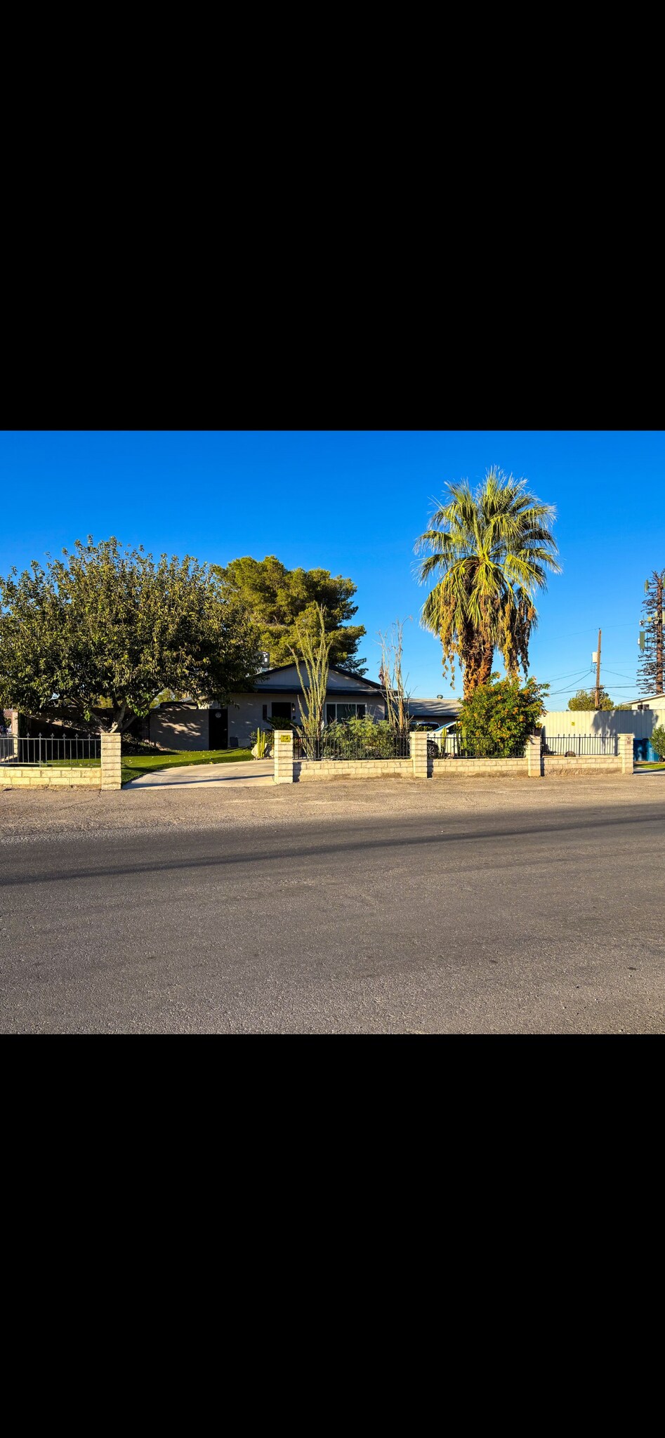 4080 Spring Rd, Las Vegas, NV à louer Photo principale– Image 1 sur 50