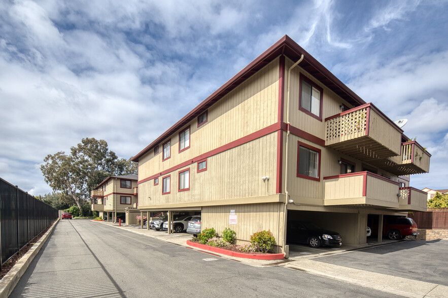 29405 Dixon St, Hayward, CA à vendre - Photo de l’immeuble – Image 2 sur 5