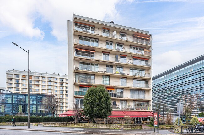 Plus de détails pour 100 Rue De Sèvres, Boulogne-Billancourt - Bureau à louer