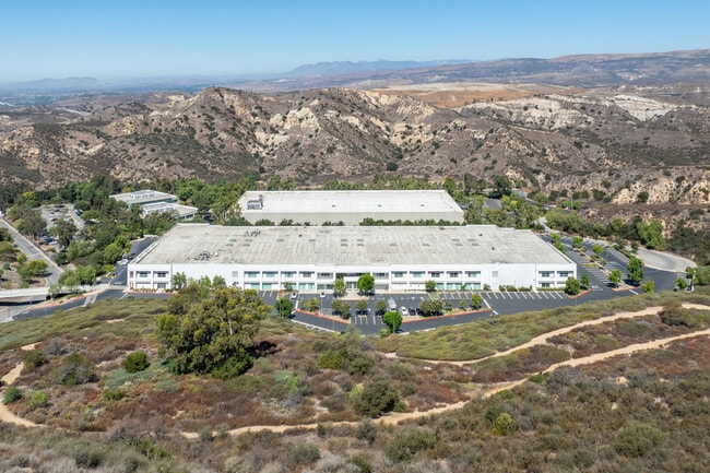 Plus de détails pour 450 American St, Simi Valley, CA - Bureau aux enchères