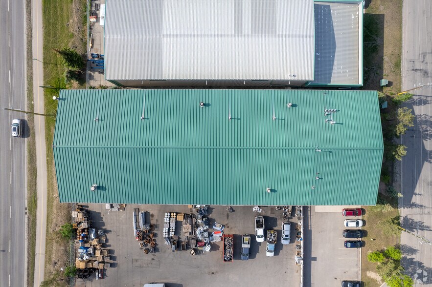 5830 51st St SE, Calgary, AB à louer - Aérien – Image 3 sur 5