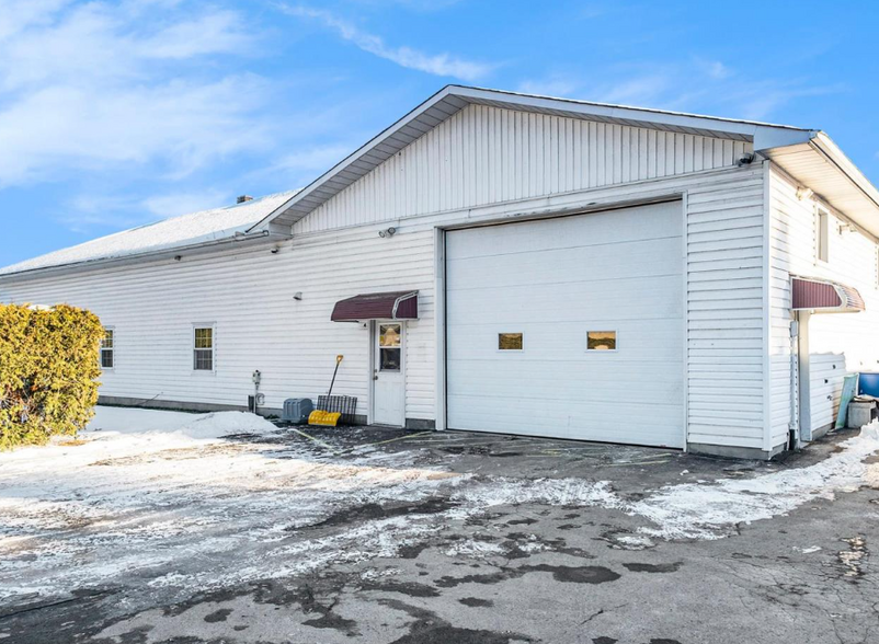 3836 Leitrim Rd, Ottawa, ON à vendre - Photo de l’immeuble – Image 3 sur 17