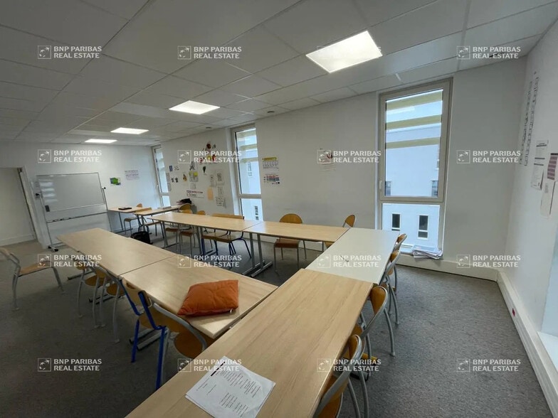 Bureau dans Tours à louer - Photo de l’immeuble – Image 1 sur 19