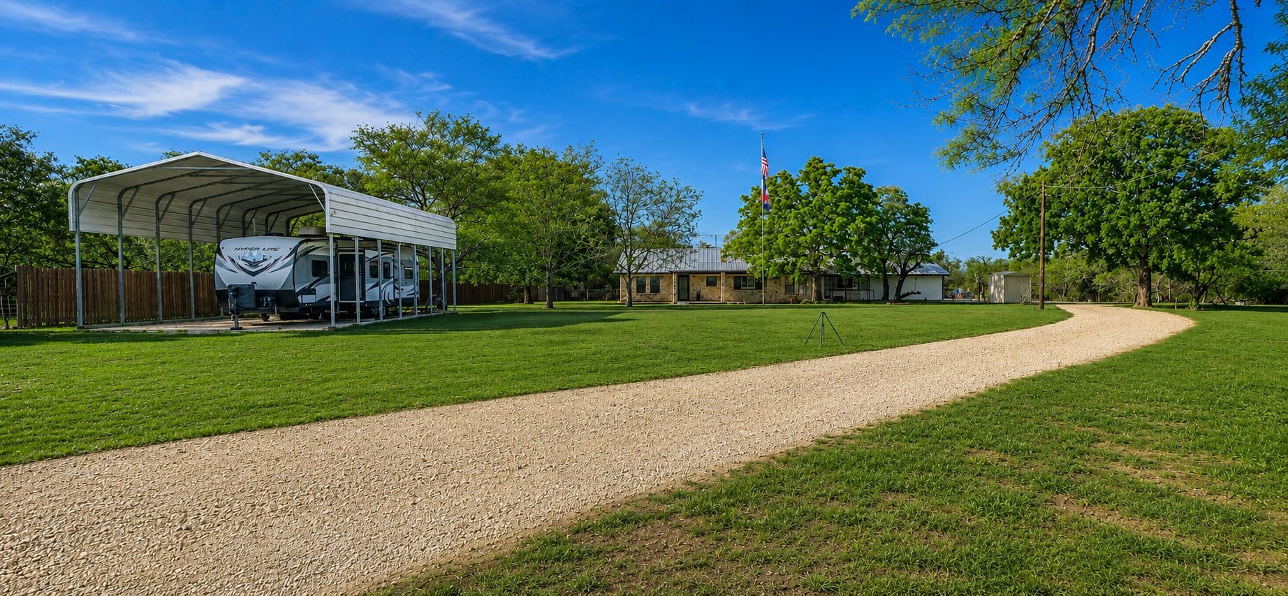 986 Shiloh Rd, Bastrop, TX à vendre Photo de l’immeuble– Image 1 sur 42