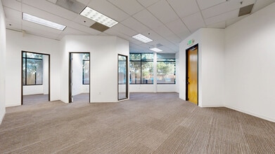 3100 Oak Rd, Walnut Creek, CA à louer Numérisation 3D Matterport– Image 1 sur 15