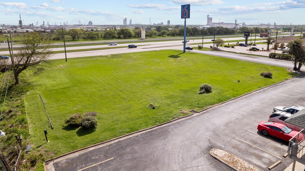 1000 Highway 332, Clute, TX à vendre - Aérien – Image 3 sur 12