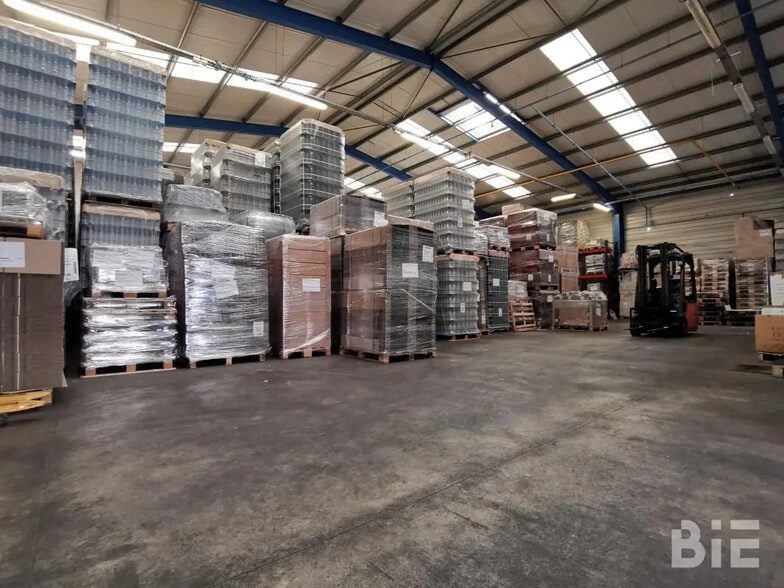 Local d’activités dans Pompignac à louer - Photo intérieure – Image 3 sur 5