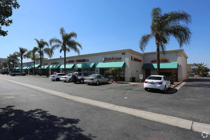 1330 N Glassell St, Orange, CA à louer - Photo de l’immeuble – Image 3 sur 9