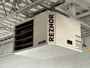 2700 Jarboe St, Kansas City, MO à louer Photo intérieure– Image 2 sur 10