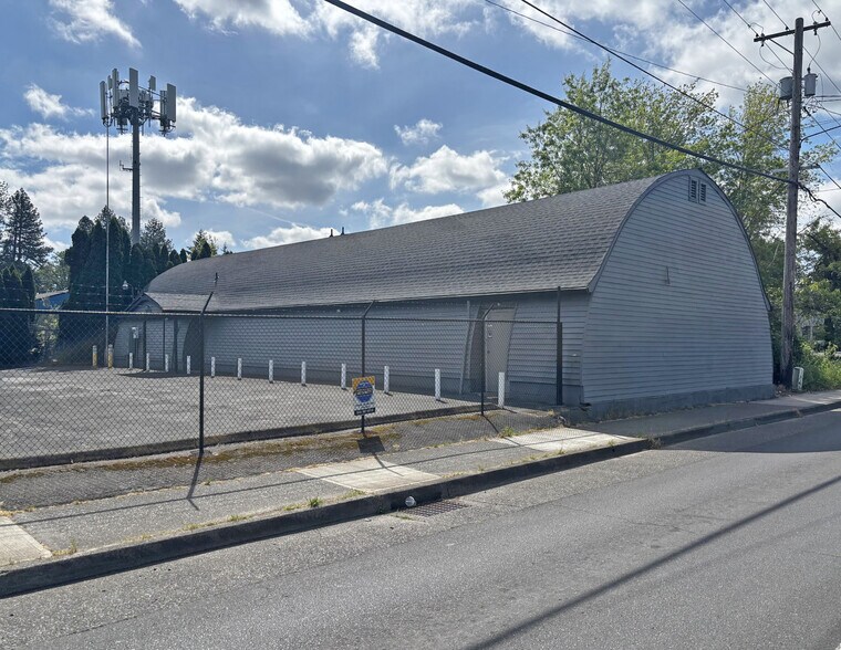 3670 SW 185th Ave, Beaverton, OR à vendre - Photo de l’immeuble – Image 3 sur 7