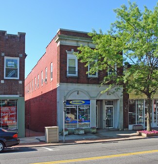 Plus de détails pour 41 E Main St, Riverhead, NY - Local commercial à vendre