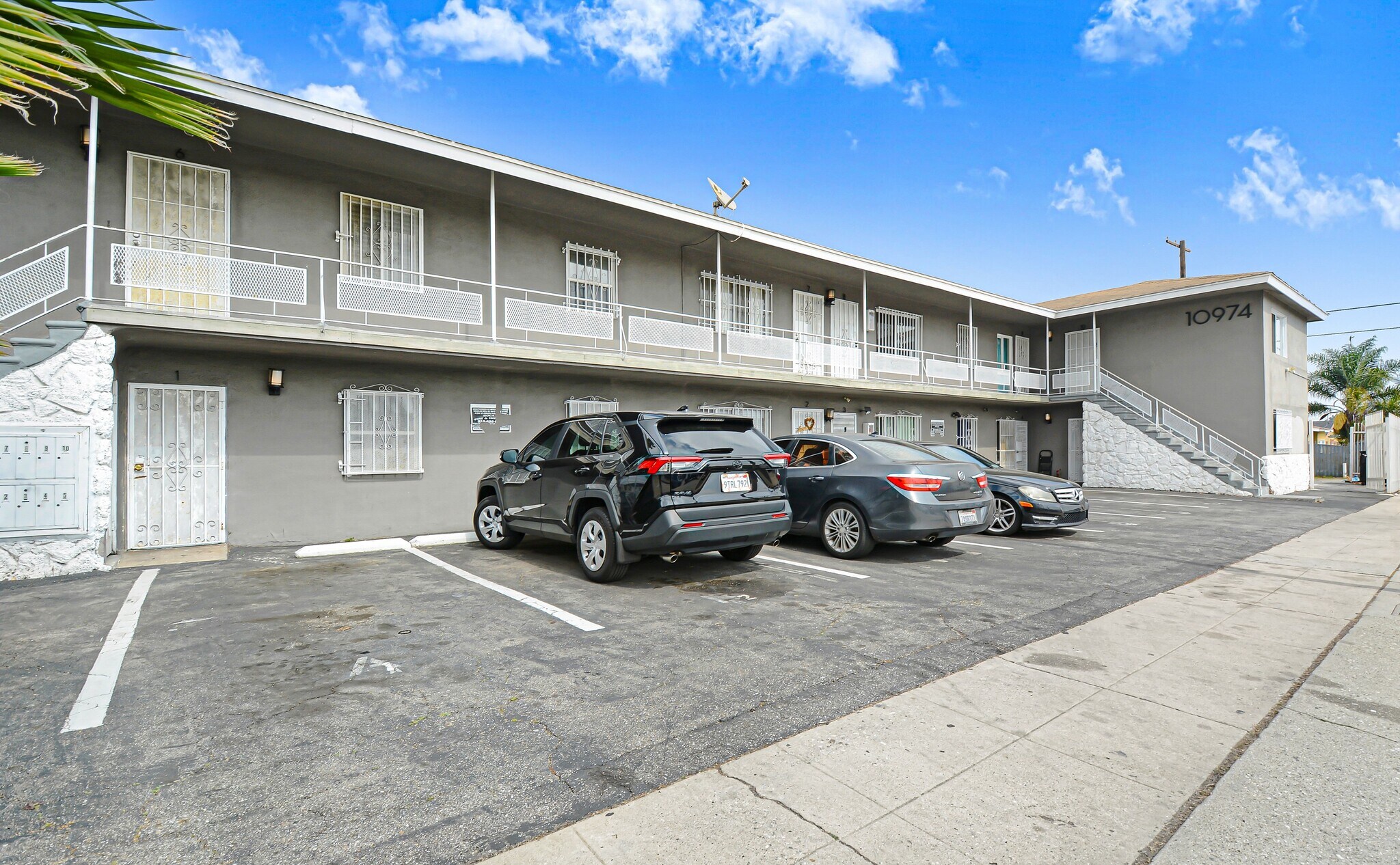 10974 S Figueroa St, Los Angeles, CA à vendre Photo principale– Image 1 sur 16