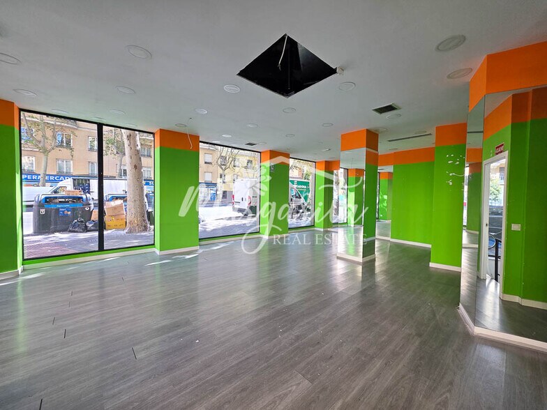Local commercial dans Madrid, Madrid à louer - Photo de l’immeuble – Image 3 sur 19