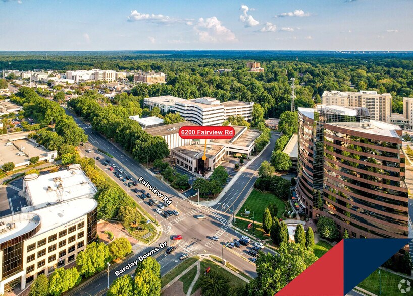 6200 Fairview Rd, Charlotte, NC à louer - Photo de l’immeuble – Image 3 sur 5