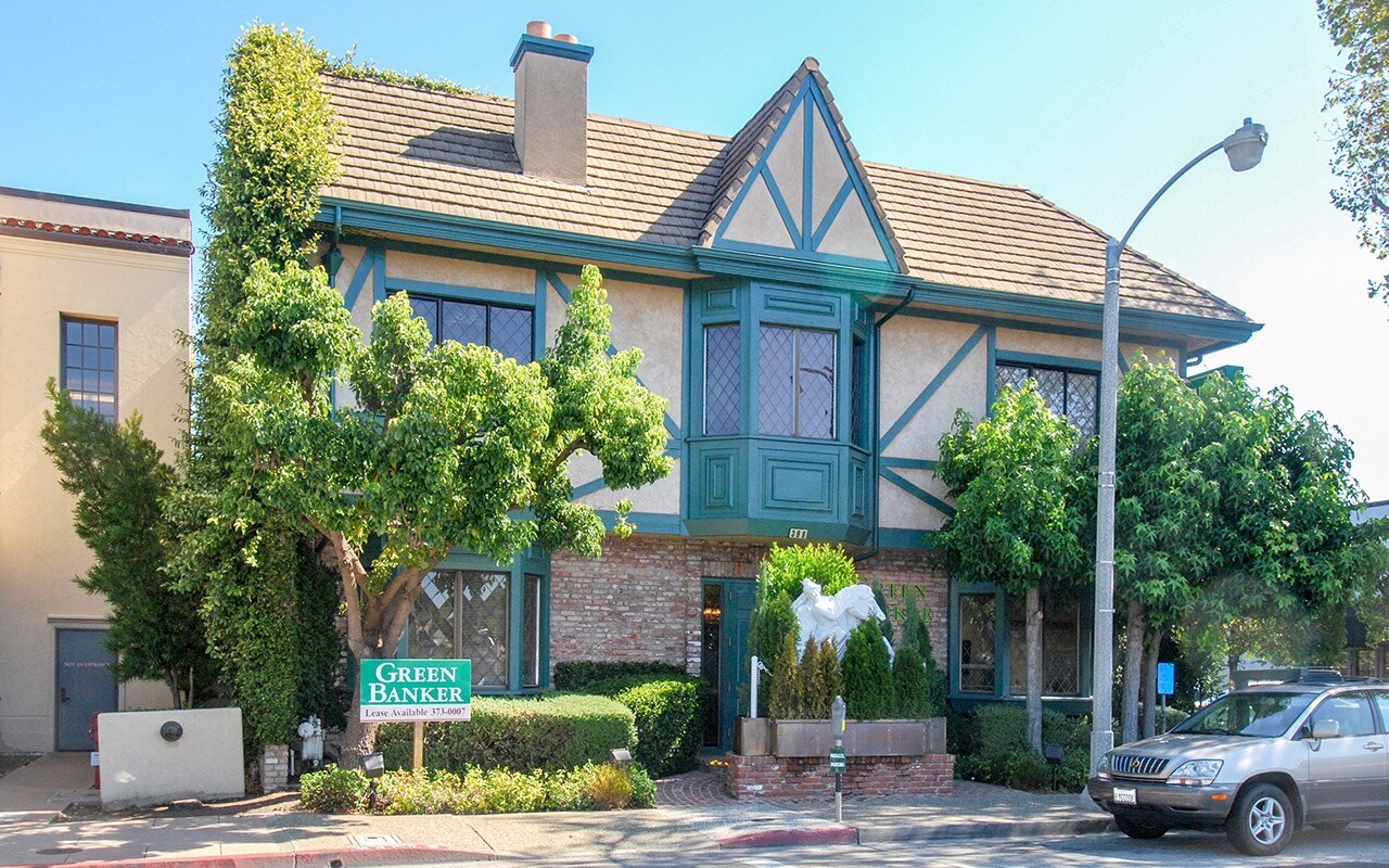 398 Primrose Rd, Burlingame, CA à louer Photo de l’immeuble– Image 1 sur 12
