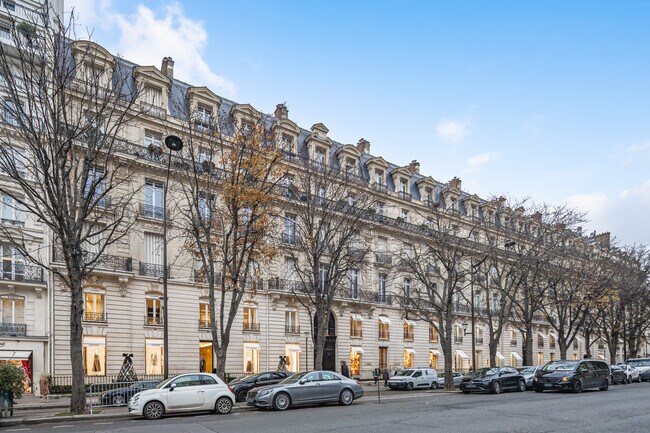 Plus de détails pour 51-55 Avenue Montaigne, Paris - Bureau à louer