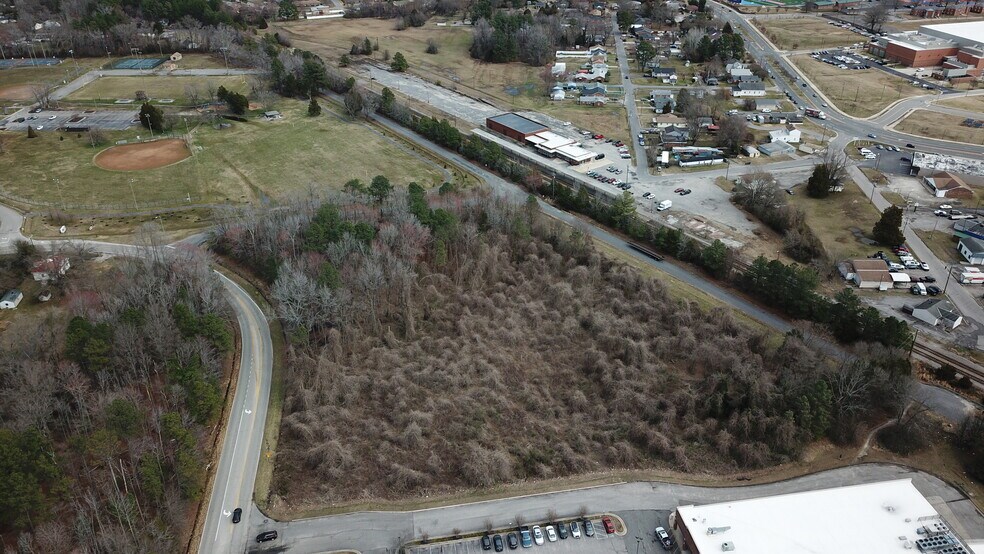 20801 Woodpecker Rd, South Chesterfield, VA à vendre - Aérien – Image 2 sur 8