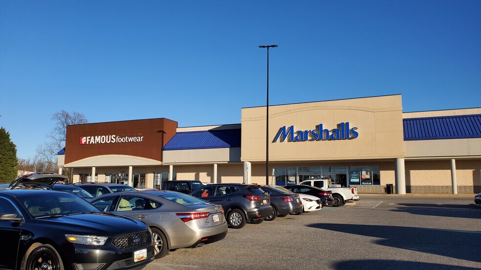 22608 MacArthur Blvd, California, MD à louer - Photo de l’immeuble – Image 2 sur 17