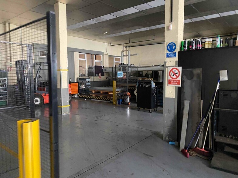 Industriel/Logistique dans Arganda del Rey, Madrid à vendre - Photo principale – Image 1 sur 22