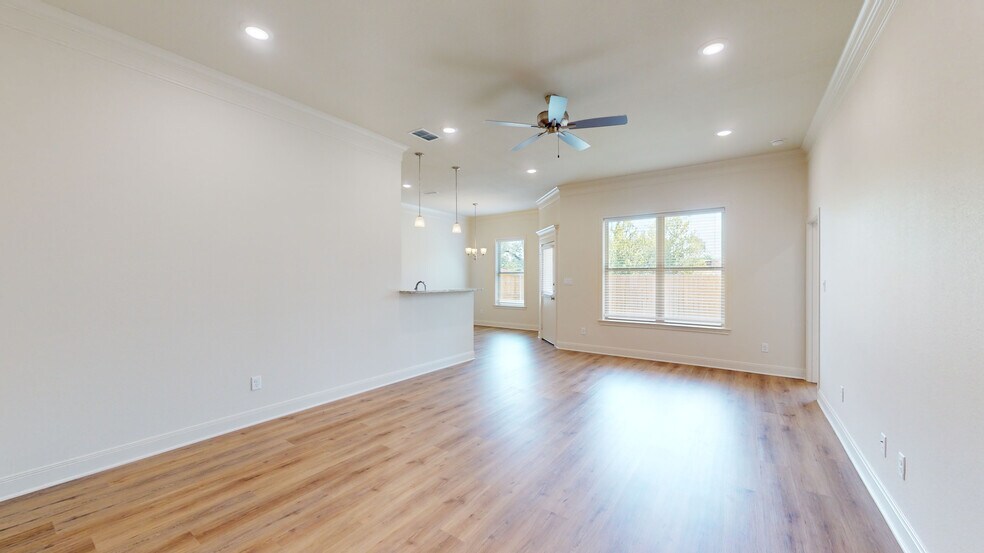 8406 Cambridge Rd, Tyler, TX à vendre - Numérisation 3D Matterport – Image 1 sur 37