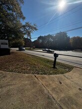 1741 Spring St, Smyrna, GA à louer Aérien– Image 1 sur 13