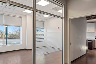 10718 Richmond Hwy, Lorton, VA à louer Photo intérieure– Image 2 sur 6