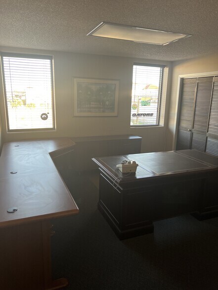 2202 N Main St, Jacksonville, FL à louer - Photo intérieure – Image 3 sur 26